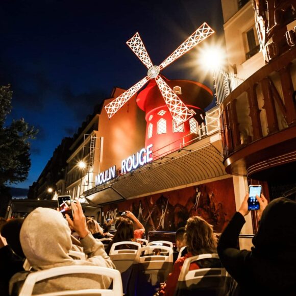 Découvrir Paris la nuit avec TootBus